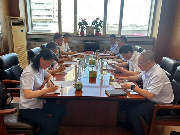 山東國(guó)投公司財(cái)務(wù)總監(jiān)黃衛(wèi)民到輕工